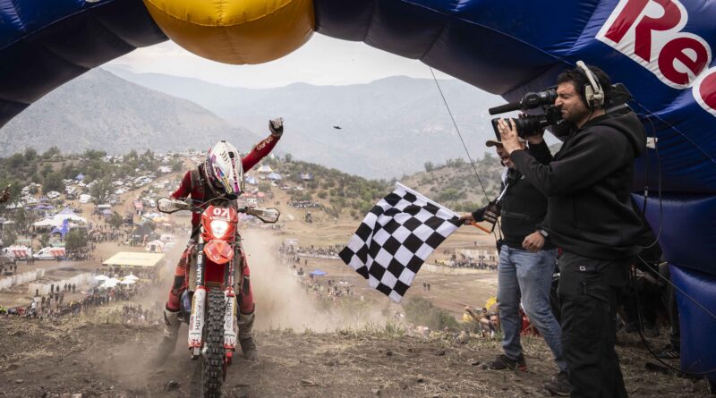 CAMBIO DE MANDO: CAMILO HERRERA SE CORONA COMO EL NUEVO CAMPEÓN DE RED BULL LOS ANDES